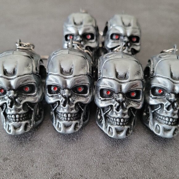 The Terminator T-800 Skull Head Metal Keychain Ornament Collection BRAND NEW! - Picture 6 of 7